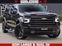 Chevrolet Silverado HULK PACK | BEAST | HUIF | BLACK OPS | BOM VOL | GARANTIE TOT 24-01-2028 | DC 5 PERSOONS | DUBBELE CABINE | HUD | COMFORT STOELEN GEKOELD EN VERWARMD | BOSE | EN NOG VEEL MEER ....| 6.2 V8 426PK |