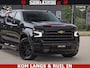 Chevrolet Silverado HULK PACK | BEAST | HUIF | BLACK OPS | BOM VOL | GARANTIE TOT 24-01-2028 | DC 5 PERSOONS | DUBBELE CABINE | HUD | COMFORT STOELEN GEKOELD EN VERWARMD | BOSE | EN NOG VEEL MEER ....| 6.2 V8 426PK |