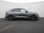 Audi Q8 60 TFSI e quattro Pro Line S Competition | Adaptive cruise control | Glazen panoramadak | Dodehoekdetectie | Luchtvering | Vierwielbesturing | Head-up display | Stoelventilatie voorin | Bang & Olufsen | Elektr. verstelbare voorstoelen met geheugen | Matrix-ledkoplampen | Trekhaak | Stoelverwarming voor & achter | Optiekpakket zwart plus | Alarm Klasse III |