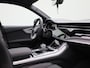 Audi Q8 60 TFSI e quattro Pro Line S Competition | Adaptive cruise control | Glazen panoramadak | Dodehoekdetectie | Luchtvering | Vierwielbesturing | Head-up display | Stoelventilatie voorin | Bang & Olufsen | Elektr. verstelbare voorstoelen met geheugen | Matrix-ledkoplampen | Trekhaak | Stoelverwarming voor & achter | Optiekpakket zwart plus | Alarm Klasse III |