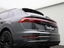 Audi Q8 60 TFSI e quattro Pro Line S Competition | Adaptive cruise control | Glazen panoramadak | Dodehoekdetectie | Luchtvering | Vierwielbesturing | Head-up display | Stoelventilatie voorin | Bang & Olufsen | Elektr. verstelbare voorstoelen met geheugen | Matrix-ledkoplampen | Trekhaak | Stoelverwarming voor & achter | Optiekpakket zwart plus | Alarm Klasse III |