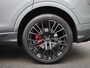 Audi Q8 60 TFSI e quattro Pro Line S Competition 490 PK | Adaptive cruise control | Glazen panoramadak | Dodehoekdetectie | Luchtvering | Vierwielbesturing | Head-up display | Stoelventilatie voorin | Bang & Olufsen | Elektr. verstelbare voorstoelen met geheugen | Matrix-ledkoplampen | Trekhaak | Stoelverwarming voor & achter | Optiekpakket zwart plus | Alarm Klasse III |