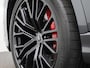 Audi Q8 60 TFSI e quattro Pro Line S Competition | Adaptive cruise control | Glazen panoramadak | Dodehoekdetectie | Luchtvering | Vierwielbesturing | Head-up display | Stoelventilatie voorin | Bang & Olufsen | Elektr. verstelbare voorstoelen met geheugen | Matrix-ledkoplampen | Trekhaak | Stoelverwarming voor & achter | Optiekpakket zwart plus | Alarm Klasse III |