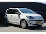 Volkswagen Up! 1.0 take up! BlueMotion | Incl. 12 maanden garantie | Trekhaak | Navigatie |