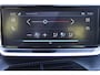 Peugeot 208 1.2 100PK STYLE | APPLE CARPLAY/ANDROID AUTO | CRUISE CONTROL | AIRCO | PARKEERSENSOREN ACHTER | DAB+ RADIO | LICHT SENSOR | LAGE KM STAND! |