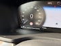 Volvo V60 Cross Country B5 AWD Pro | Adaptieve Cruise Control | BLIS Dodehoekdetectie | 18 inch lichtmetalen velgen | Elektrisch verstelbare voorstoelen met geheugen | Trekhaak semi elektrisch inklapbaar | Stoel- & stuurwielverwarming
