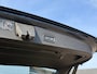 Volvo V60 Cross Country B5 AWD Pro | Adaptieve Cruise Control | BLIS Dodehoekdetectie | 18 inch lichtmetalen velgen | Elektrisch verstelbare voorstoelen met geheugen | Trekhaak semi elektrisch inklapbaar | Stoel- & stuurwielverwarming