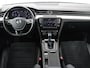 Volkswagen Passat 1.4 TSI GTE | Panoramadak | Stoelverwarming | Trekhaak | Adaptive cruise | Camera | Carplay | Leder/Alcantara | Full LED | Virtual Cockpit