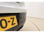 Peugeot 208 1.2 Hybrid 145 e-DCS6 GT | Panorama dak | Alcantara pakket | Stoelverwarming | Elektrisch verstelbare bestuurdersstoel | 360° Camera | 17'' Lichtmetalen velgen | 1e eigenaar | Nieuwstaat!