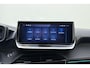 Peugeot 208 1.2 Hybrid 145 e-DCS6 GT | Panorama dak | Alcantara pakket | Stoelverwarming | Elektrisch verstelbare bestuurdersstoel | 360° Camera | 17'' Lichtmetalen velgen | 1e eigenaar | Nieuwstaat!
