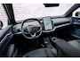 Volvo EX30 Single Motor Extended Range Plus 69 kWh | Climate Pack | Stoel en Stuurverwarming | Keyless Entry | Zwart Dak | Adaptieve Cruise Control | Blis |