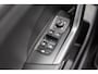 Volkswagen T-Cross 1.0 TSI DSG Life Edition | Trekhaak | Blindspot Assist | Navigatie