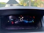 Peugeot 208 1.2 Turbo 100 PK Allure Pack | All season banden | Keyless Entry/Start | Stoelverwarming | Adaptive Cruise Control | Parkeercamera | Navigatie via Telefoon | LED Verlichting | Lichtmetalen Velgen | Digitaal Dashboard | Climate Control |