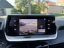 Peugeot 208 1.2 Turbo 100 PK Allure Pack | All season banden | Keyless Entry/Start | Stoelverwarming | Adaptive Cruise Control | Parkeercamera | Navigatie via Telefoon | LED Verlichting | Lichtmetalen Velgen | Digitaal Dashboard | Climate Control |