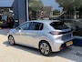 Peugeot 208 1.2 Turbo 100 PK Allure Pack | All season banden | Keyless Entry/Start | Stoelverwarming | Adaptive Cruise Control | Parkeercamera | Navigatie via Telefoon | LED Verlichting | Lichtmetalen Velgen | Digitaal Dashboard | Climate Control |