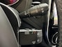 Renault Captur 120PK TCe Intens Automaat | Trekhaak | Navi | LM Velgen Hoogglans Zwart | Camera | Parkeersensoren | Full LED | Climate Control | Cruise Control | Keyless Entry | Elektrische Ramen & Spiegels | Licht & Regen Sensor |