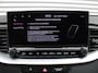 Kia ProCeed 1.5 T-GDi GT-Line | Trekhaak | Schuifdak | Stuur-/stoelverwarming | Camera | Dodehoek detectie | Telefoonlader | Cruise adapt. | 17" LM | LED |
