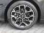 Kia ProCeed 1.5 T-GDi GT-Line | Trekhaak | Schuifdak | Stuur-/stoelverwarming | Camera | Dodehoek detectie | Telefoonlader | Cruise adapt. | 17" LM | LED |