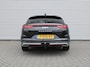 Kia ProCeed 1.5 T-GDi GT-Line | Trekhaak | Schuifdak | Stuur-/stoelverwarming | Camera | Dodehoek detectie | Telefoonlader | Cruise adapt. | 17" LM | LED |
