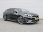 Kia ProCeed 1.5 T-GDi GT-Line | Trekhaak | Schuifdak | Stuur-/stoelverwarming | Camera | Dodehoek detectie | Telefoonlader | Cruise adapt. | 17" LM | LED |