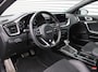 Kia ProCeed 1.5 T-GDi GT-Line | Trekhaak | Schuifdak | Stuur-/stoelverwarming | Camera | Dodehoek detectie | Telefoonlader | Cruise adapt. | 17" LM | LED |