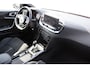 Kia ProCeed 1.0 T-GDI GT-PlusLine Apple carplay/Stuurverwarming/Stoelverwarming voor en achter/Elektrische stoel met geheugen/Achteruitrijcamera/Keyless/Lane assist/Dodehoek assistent/JBL Audio/Climate control
