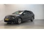 Volkswagen Golf Variant 1.5 eTSI DSG R-Line Panoramadak Camera Sfeerverlichting Trekhaak Alcantara