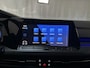 Volkswagen Golf Variant 1.5 eTSI DSG R-Line Panoramadak Camera Sfeerverlichting Trekhaak Alcantara