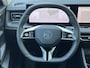 MG MG HS 1.5 Full Hybrid+ Luxury / Fabrieksgarantie tot 12-2032<150.000 km / Stuur- & Stoelverwarming / Elektrische achterklep / Camera 360° / Apple Carplay Android Auto / Adaptief cruise control / Draadloze telefoon lader / Keyless Entry/Start / 19" LM wielen /