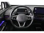 Volkswagen ID.4 First 77 kWh | Trekhaak | LED | Sfeerverlichting | Camera | Navi | Clima | Stoelverwarming | Cruise Adaptive | DAB | Lichtmetalen Velgen