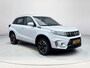 Suzuki Vitara 1.4 Boosterjet Style Smart Hybrid | Rijklaarprijs | Trekhaak | Schuif -/ kanteldak | Climate Control | Adaptive Cruise Control | Parkeersensoren voor + achter |
