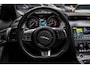 Jaguar F-Type 2.0T R-Dynamic Leer Camera Meridian Massage S. Stoelverwarming PDC Climate control Cruise control LM velgen