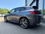 BMW X2 sDrive20i 192pk M-Sport,LED,Schuifdak,HUD,NaviPro,Stoelverw,Dealer OH,Clima,Cruise,