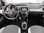 Toyota Aygo 1.0 VVT-i x-play | Airco | Achteruitrijcamera | Elektrische ramen voor | elektrisch verstelbare buitenspiegels |