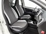 Toyota Aygo 1.0 VVT-i x-play | Airco | Achteruitrijcamera | Elektrische ramen voor | elektrisch verstelbare buitenspiegels |