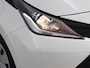 Toyota Aygo 1.0 VVT-i x-play | Airco | Achteruitrijcamera | Elektrische ramen voor | elektrisch verstelbare buitenspiegels |