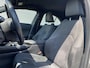 Lexus UX 250h Comfort Business Apple Carplay en/of Android auto navigatie, Achteruitrijcamera, LMV, Adaptieve cruise control, Climate control