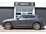 Alfa Romeo Stelvio 2.0 T 280pk AWD (4x4) Super Veloce Automaat | Navigatie | Carplay & Android Auto | Camera | Airco ECC | Panoramisch Open Dak | Parkeersensoren | Leder | Lichtmetalen Velgen | Dodehoek Detectie |  Alarm | Isofix | 4 Seizoenen Banden | Zeer Compleet!!!