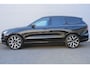 Volvo EX90 Twin Motor Performance Ultra 7P. 106 kWh | 800V | 680PK | Elektrochromatisch Panoramadak | Nappa Lederen Bekleding | Stoelventilatie & Massagefunctie Voorstoelen | Luchtvering | Bowers & Wilkins High Fidelity Audiosysteem | Dolby Atmos | Abbey Road Studios Mode | Getint Glas | 22-Inch Lichtmetalen Velgen | Stoelverwarming Voor en Achter | Stuurverwarming | Keyless | BLIS | Adaptive Cruise Control | Pilot Assist | Park Pilot Assist | Visual Park Assist met 360° Camera | Google | Soft Close |