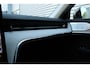 Volvo EX90 Twin Motor Performance Ultra 7P. 106 kWh | 800V | 680PK | Elektrochromatisch Panoramadak | Nappa Lederen Bekleding | Stoelventilatie & Massagefunctie Voorstoelen | Luchtvering | Bowers & Wilkins High Fidelity Audiosysteem | Dolby Atmos | Abbey Road Studios Mode | Getint Glas | 22-Inch Lichtmetalen Velgen | Stoelverwarming Voor en Achter | Stuurverwarming | Keyless | BLIS | Adaptive Cruise Control | Pilot Assist | Park Pilot Assist | Visual Park Assist met 360° Camera | Google | Soft Close |