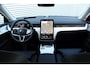 Volvo EX90 Twin Motor Performance Ultra 7P. 106 kWh | 800V | 680PK | Elektrochromatisch Panoramadak | Nappa Lederen Bekleding | Stoelventilatie & Massagefunctie Voorstoelen | Luchtvering | Bowers & Wilkins High Fidelity Audiosysteem | Dolby Atmos | Abbey Road Studios Mode | Getint Glas | 22-Inch Lichtmetalen Velgen | Stoelverwarming Voor en Achter | Stuurverwarming | Keyless | BLIS | Adaptive Cruise Control | Pilot Assist | Park Pilot Assist | Visual Park Assist met 360° Camera | Google | Soft Close |