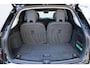 Volvo EX90 Twin Motor Performance Ultra 7P. 106 kWh | 800V | 680PK | Elektrochromatisch Panoramadak | Nappa Lederen Bekleding | Stoelventilatie & Massagefunctie Voorstoelen | Luchtvering | Bowers & Wilkins High Fidelity Audiosysteem | Dolby Atmos | Abbey Road Studios Mode | Getint Glas | 22-Inch Lichtmetalen Velgen | Stoelverwarming Voor en Achter | Stuurverwarming | Keyless | BLIS | Adaptive Cruise Control | Pilot Assist | Park Pilot Assist | Visual Park Assist met 360° Camera | Google | Soft Close |