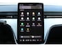 Volvo EX90 Twin Motor Performance Ultra 7P. 106 kWh | 800V | 680PK | Elektrochromatisch Panoramadak | Nappa Lederen Bekleding | Stoelventilatie & Massagefunctie Voorstoelen | Luchtvering | Bowers & Wilkins High Fidelity Audiosysteem | Dolby Atmos | Abbey Road Studios Mode | Getint Glas | 22-Inch Lichtmetalen Velgen | Stoelverwarming Voor en Achter | Stuurverwarming | Keyless | BLIS | Adaptive Cruise Control | Pilot Assist | Park Pilot Assist | Visual Park Assist met 360° Camera | Google | Soft Close |