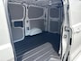 Ford E-Transit Custom 320 L1H1 Limited 65 kWh 218 pk | Trekhaak | Driver assist pack | Adaptive cruise control | Navigatie | Achteruitrijcamera | Inklapbare dakdragers | Laadruimtebescherming | Dubbele accu