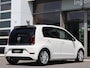 Volkswagen Up! 1.0 60 pk BMT high up! | Airco | Stoelverwarming | 15'' LM | Elektrische Ramen |