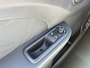 Renault Twingo 1.2 16V Collection / Trekhaak afneembaar / Airco / Cruise / Elek Ramen V /