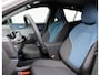 Volvo EX30 Single Motor Plus Automaat / Verwarmde voorstoelen / Verwarmd stuurwiel / Glossy zwart dak / Google Maps Navi