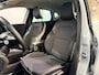 Renault Captur 160PK E-Tech Plug-in Hybrid Intens Automaat | Trekhaak | Navi | Apple CarPlay/Android Auto | 18" Lichtmetalen Velgen | Licht & Regen Sensor | Cruise Control | Climate Control | Digital Cockpit |