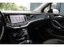 Opel Astra 1.4 Innovation 150pk Clima/Cruise/Camera/Stoel&Stuurverwarming/PDC/LaneAssist/Navi/Bluetooth/LED/17"LM/Trekhaak/APK2027