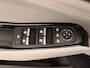 Renault Espace E-Tech full hybrid 200 iconic 7p. | Apple Carplay/Android Auto | Autonomous Emergency Braking | cruise control adaptief met Stop&Go | dodehoekdetectie met correctie | electronic climate control | LED koplampen | lederen bekleding | lichtmetalen velgen 20" | navigatiesysteem | rijstrooksensor met correctie | voorstoelen verwarmd | panoramadak |